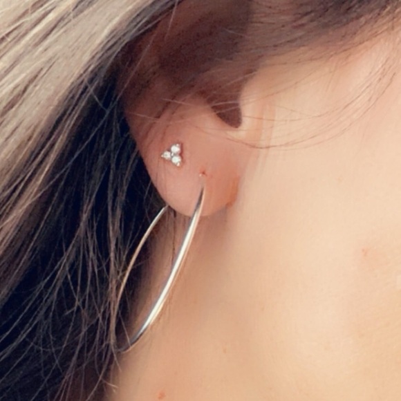 Sterling Silver Rhodium Finish Diamond Flower Ear Studs - Picture 3 of 12